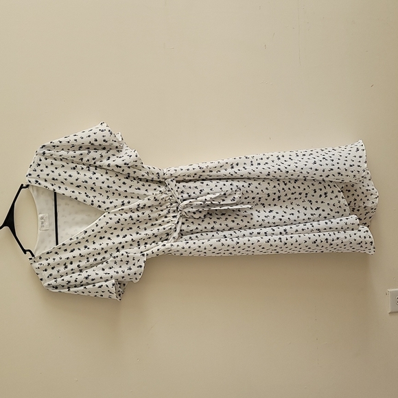 Sienna Sky Dresses & Skirts - Summer dress